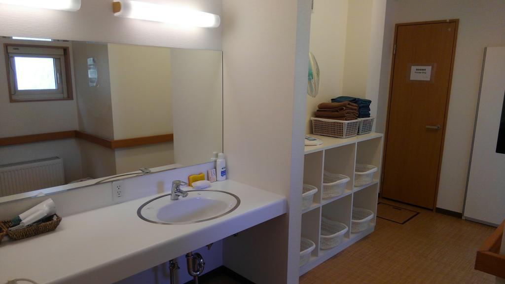 Guesthouse Yoichi Bagian luar foto