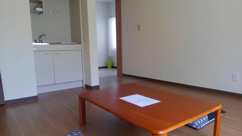 Guesthouse Yoichi Bagian luar foto